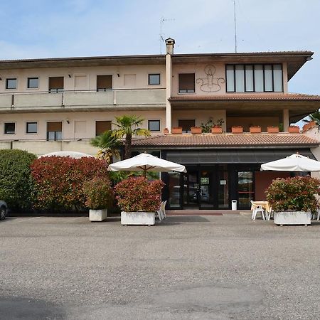 Hotel Pilotto Peschiera del Garda Extérieur photo