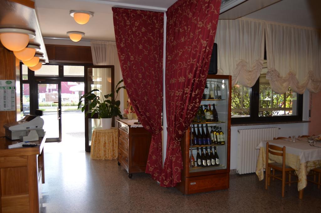 Hotel Pilotto Peschiera del Garda Extérieur photo