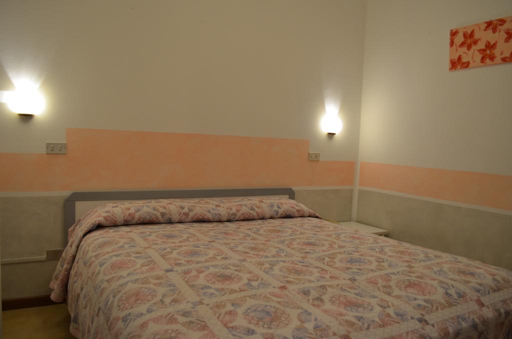 Hotel Pilotto Peschiera del Garda Extérieur photo